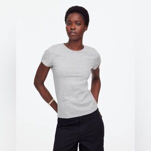 Madewell Essential Slim Tee in Lightweight Cotton Short Sleeve NWT Size M Medium